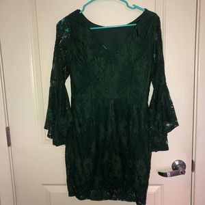 Lulus green lace long sleeve dress